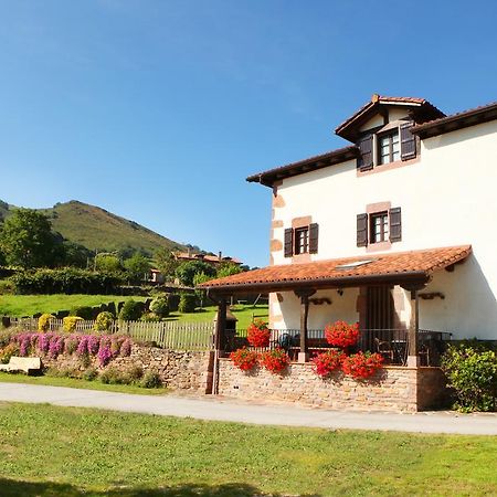 Casa Rural Gananea Zuaztoy de Azpilcueta Ngoại thất bức ảnh