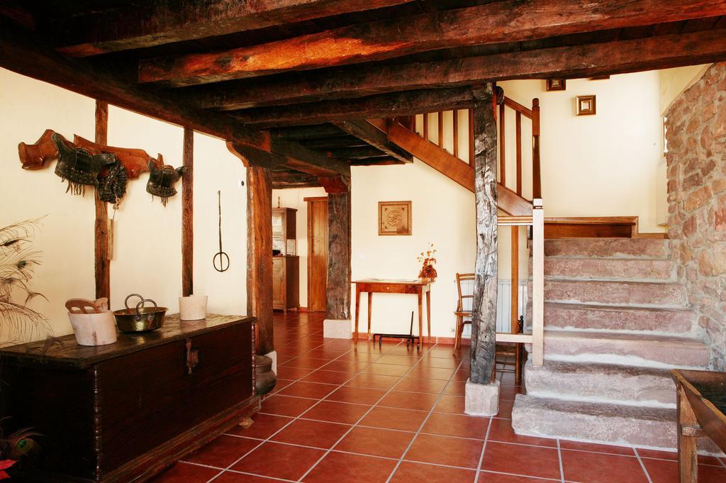 Casa Rural Gananea Zuaztoy de Azpilcueta Ngoại thất bức ảnh